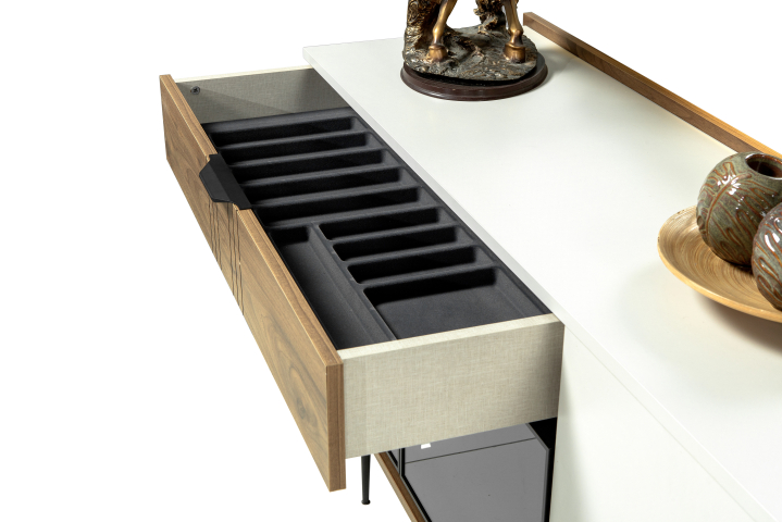 Clara dining set 