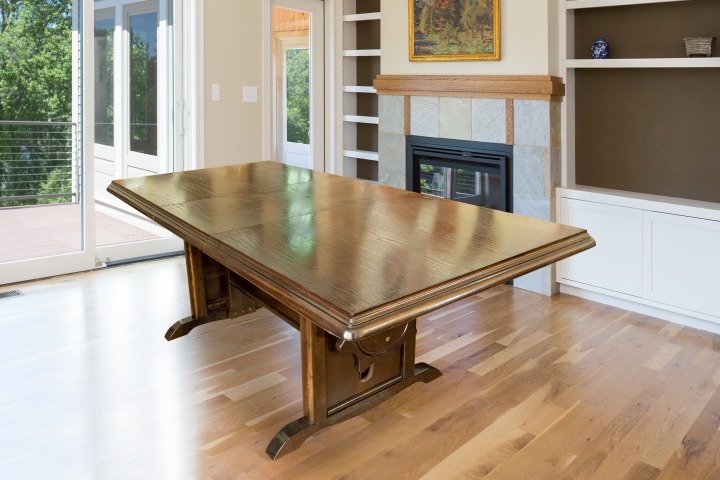 Vеnus table with lifting mechanism 